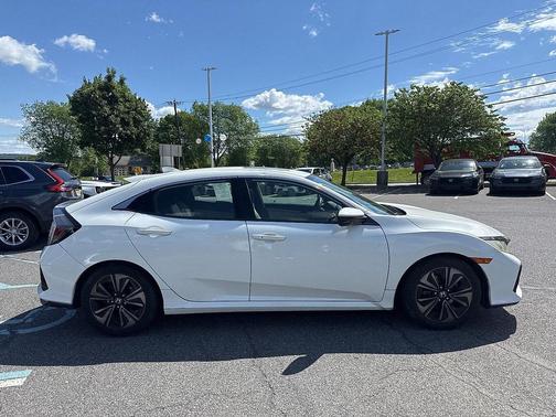 White 2017 Honda Civic EX
