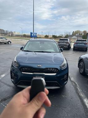 Deep Cerulean 2020 Kia Niro Plug-In Hybrid EX Premium