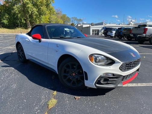 2020 FIAT 124 Spider Base