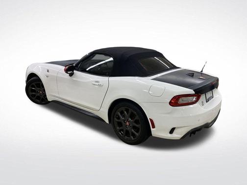 2020 FIAT 124 Spider Base