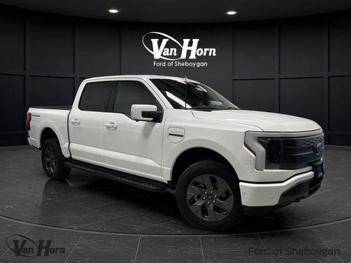 2022 Ford F-150 Lightning LARIAT