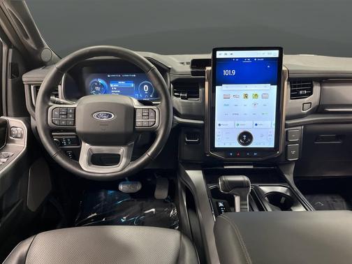 2022 Ford F-150 Lightning LARIAT