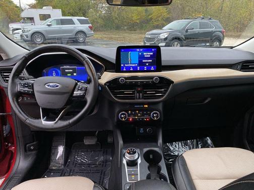 2021 Ford Escape Titanium