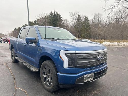 2022 Ford F-150 Lightning LARIAT