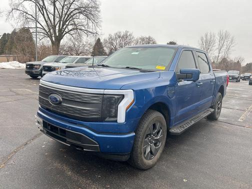 2022 Ford F-150 Lightning LARIAT