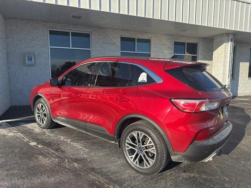 2020 Ford Escape SEL