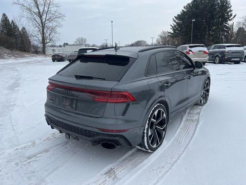 2022 Audi RS Q8 4.0T