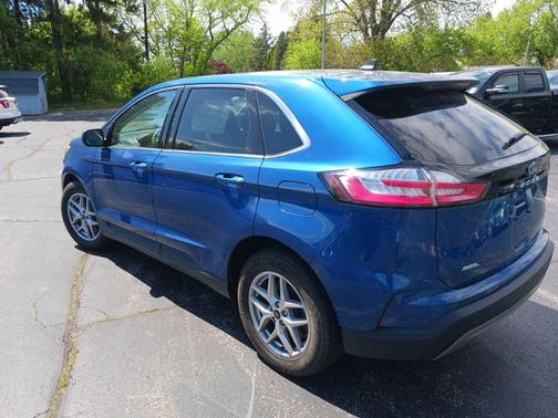 ATLAS BLUE 2024 Ford Edge SEL