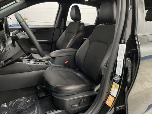 2024 Ford Escape ST-Line Select