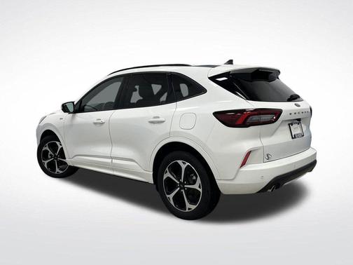 2023 Ford Escape ST-Line Elite