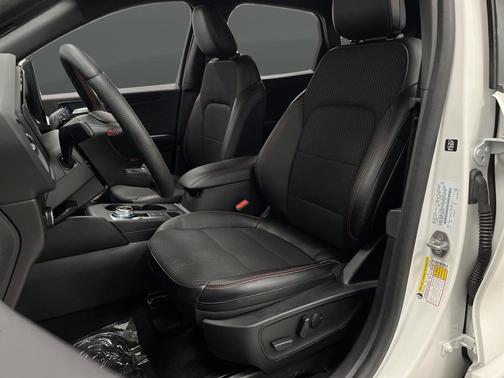 2023 Ford Escape ST-Line Elite