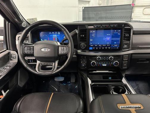 2024 Ford F-350 Platinum