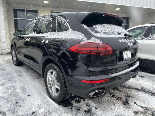 2016 Porsche Cayenne Cayenne