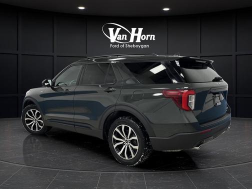 2023 Ford Explorer ST-Line