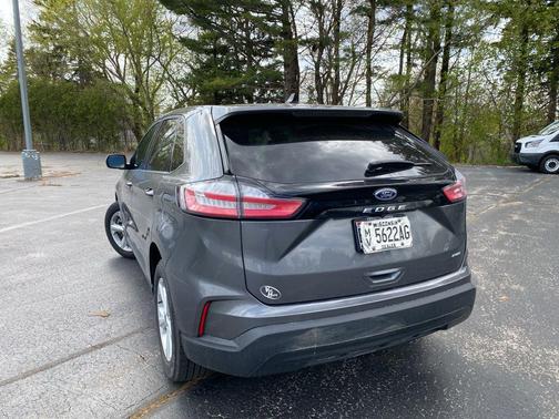 CARBONIZED GRAY 2024 Ford Edge SE