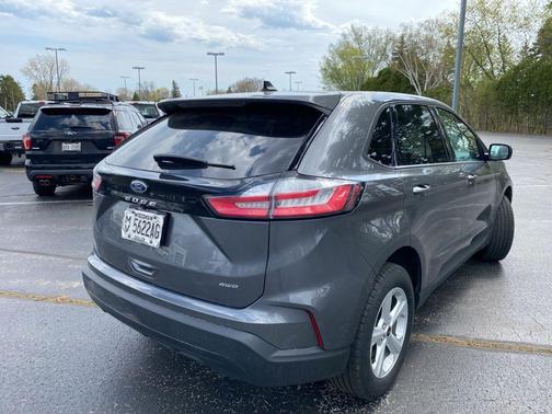 CARBONIZED GRAY 2024 Ford Edge SE