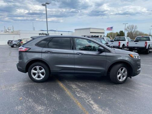 CARBONIZED GRAY 2024 Ford Edge SE