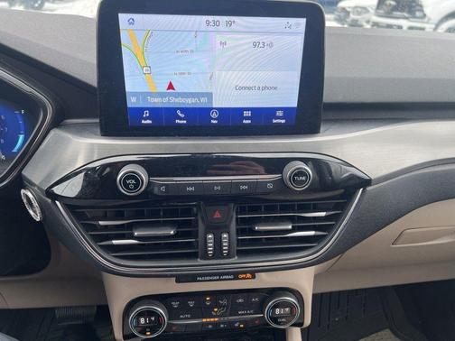 2021 Ford Escape Titanium