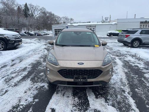 2021 Ford Escape Titanium