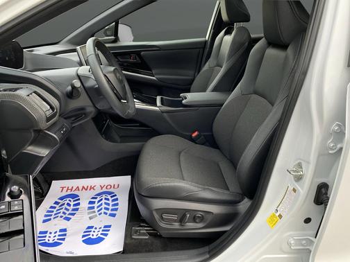 2024 Toyota bZ4X XLE