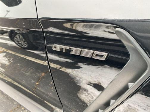 2016 Ford Shelby GT350 Base