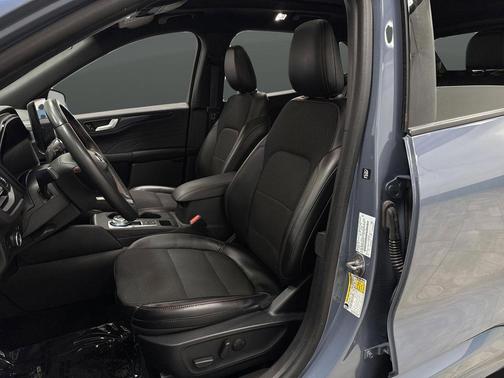 2024 Ford Escape ST-Line Select