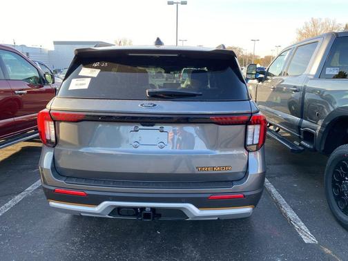 Carbonized Gray Metallic 2026 Ford Explorer Tremor