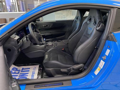 2025 Ford Mustang Dark Horse Fastback