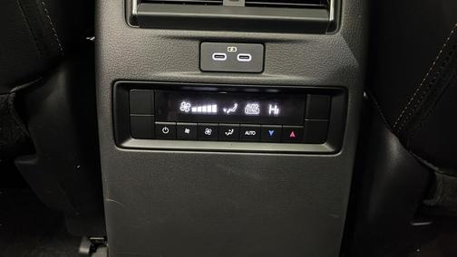 2024 Mazda CX-90 PHEV Premium