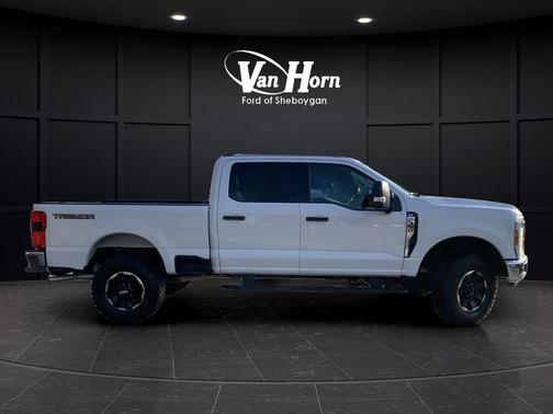 2025 Ford F-350 XLT