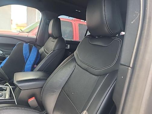 CARBONIZED GRAY METALLIC 2021 Ford Explorer ST