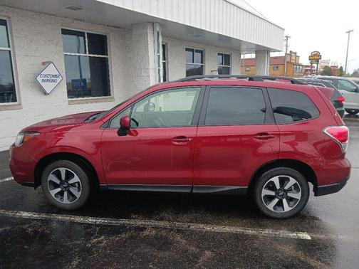 Venetian Red Pearl 2018 Subaru Forester 2.5i Premium