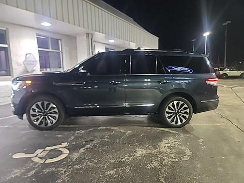2024 Lincoln Navigator Reserve