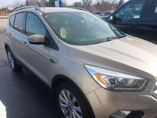 WHITE GOLD METALLIC 2017 Ford Escape Titanium