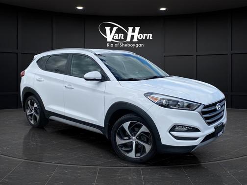 Winter White 2017 Hyundai TUCSON Sport