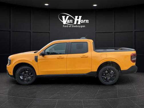 Orange Fury Metallic Tri-Coat 2026 Ford Maverick Lariat