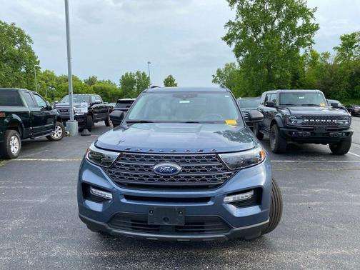 INFINITE BLUE MET TINTED CC 2021 Ford Explorer XLT