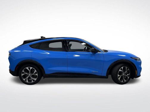 2022 Ford Mustang Mach-E Premium