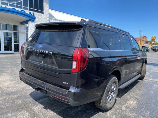AGATE BLACK METALLIC 2026 Ford Expedition Max Active 4x4