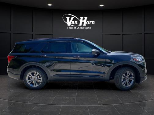 AGATE BLACK METALLIC 2026 Ford Explorer Active