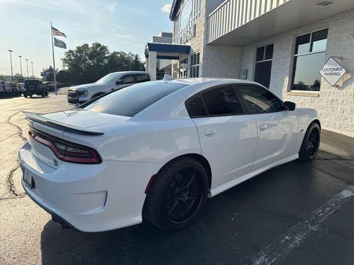 2022 Dodge Charger R/T Scat Pack