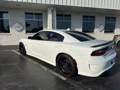 2022 Dodge Charger R/T Scat Pack