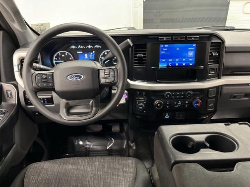 2023 Ford F-350 XLT
