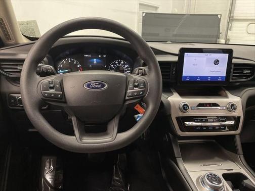 2022 Ford Explorer Base