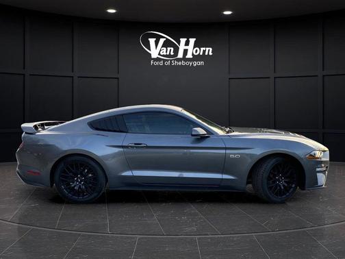 2022 Ford Mustang GT Premium