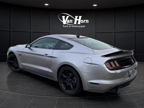 2020 Ford Mustang EcoBoost