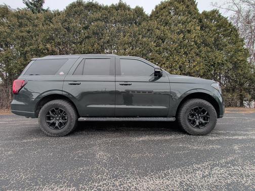 FORGED GREEN METALLIC 2022 Ford Expedition Timberline