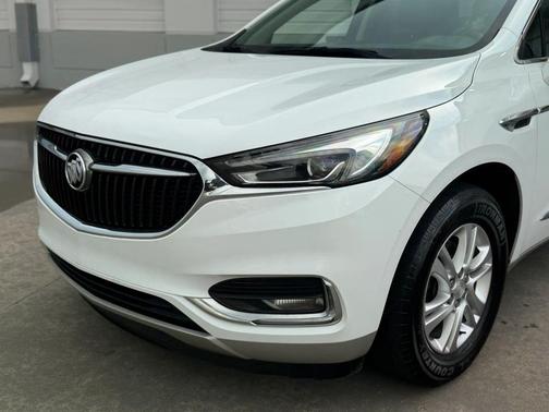 White 2021 Buick Enclave Essence Sport Utility 4D