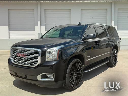 Black 2018 GMC Yukon XL Denali