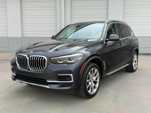 Dark Graphite Metallic 2023 BMW X5 sDrive40i